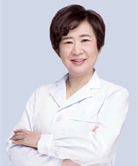 刘君