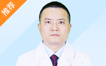 梁巍