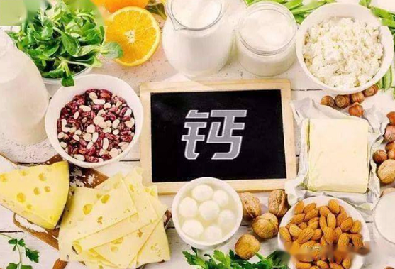 先考虑从食物中摄取钙
