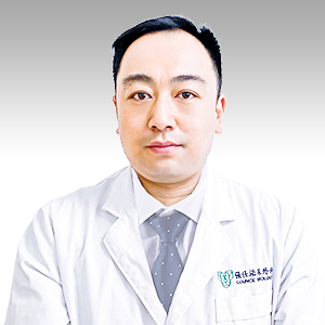 李辉