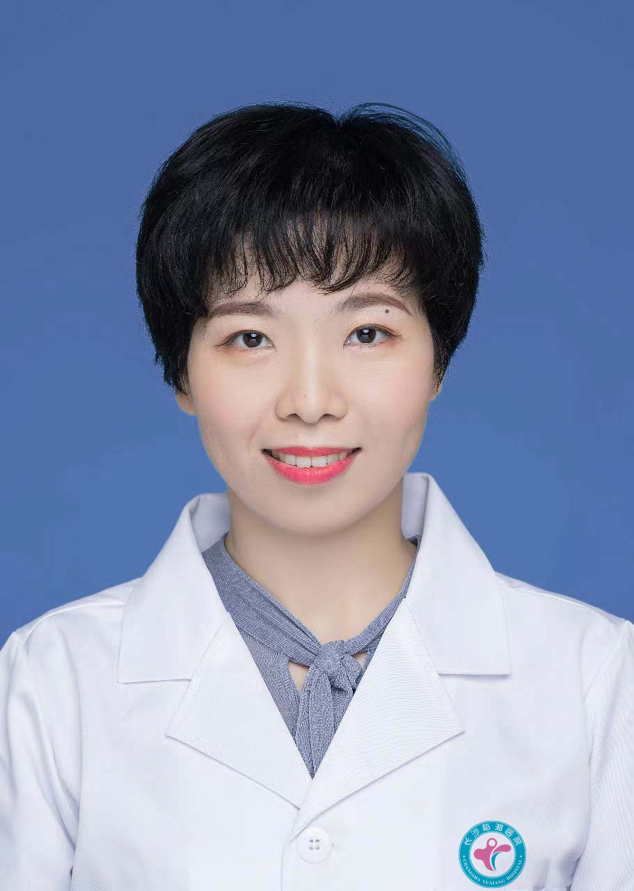 桂曼芸