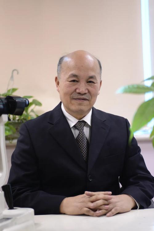 褚仁远