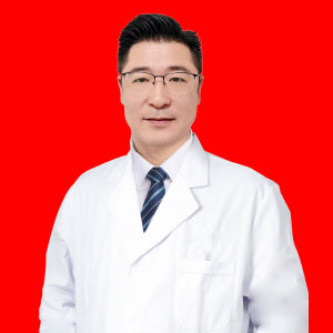 王震