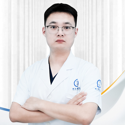 李佳燃